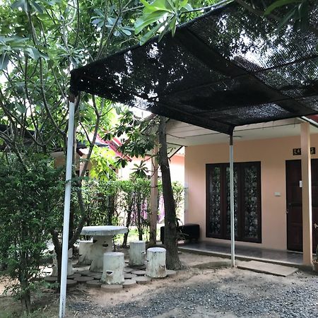 Green Leaf Resort Surin Extérieur photo